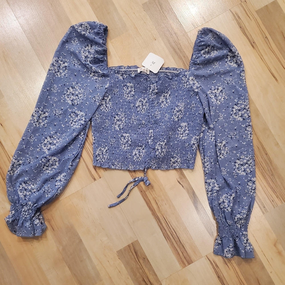 NWT Blush J Blue Floral Smocked Crop Top Sz Large